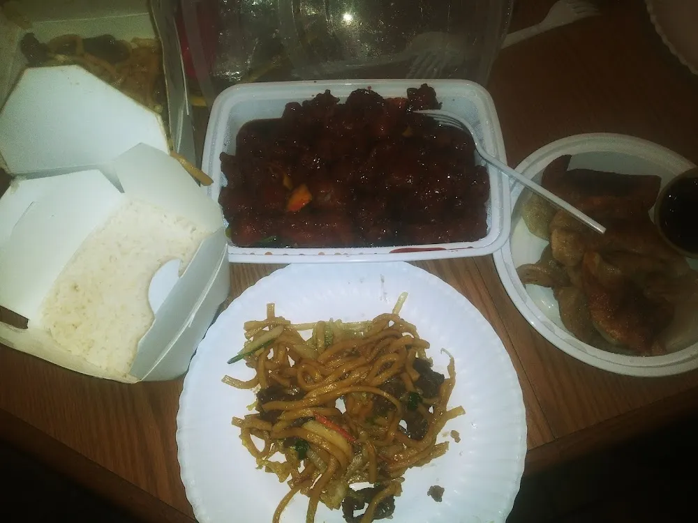Beef Lomein Fried Dumplings & Orange Chicken